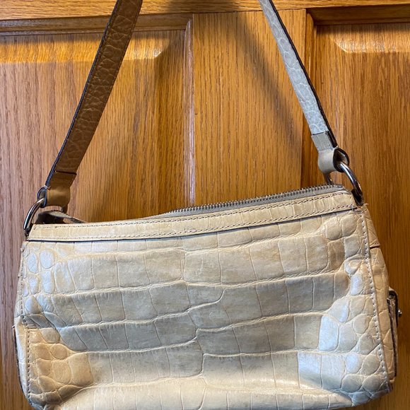 REDUCED Dooney and Bourke - Picture 2 of 10